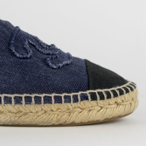 Chanel Denim CC Espadrilles - Picture 9 of 10